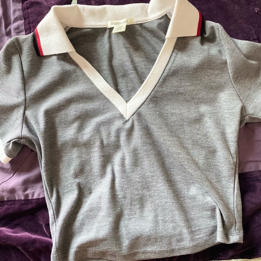 Grey crop top with collar